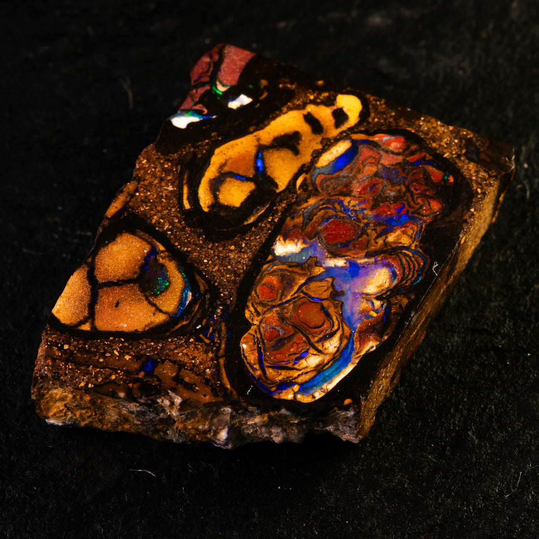 Opal gemstone